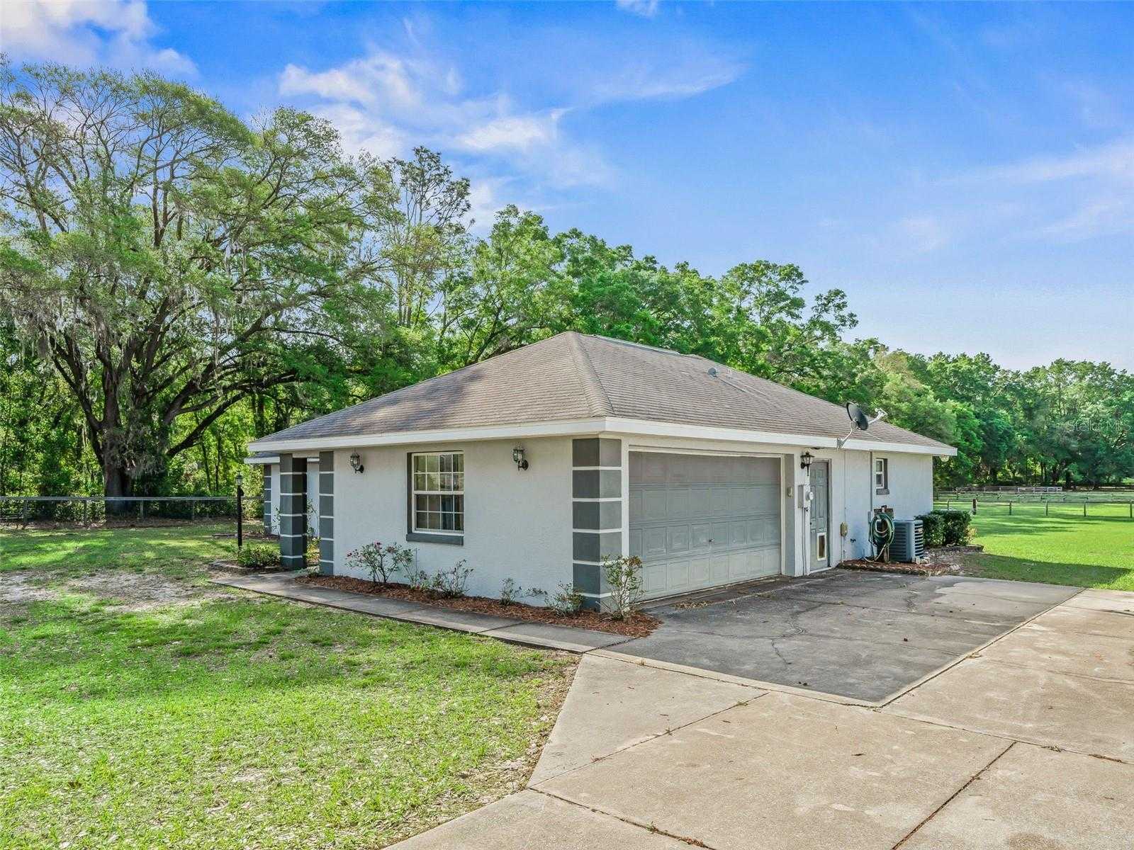 30 SW 145TH STREET Ocala Florida United States, for Sale, residential, Jeanne Herzig-Arena, Professional Realty of Ocala