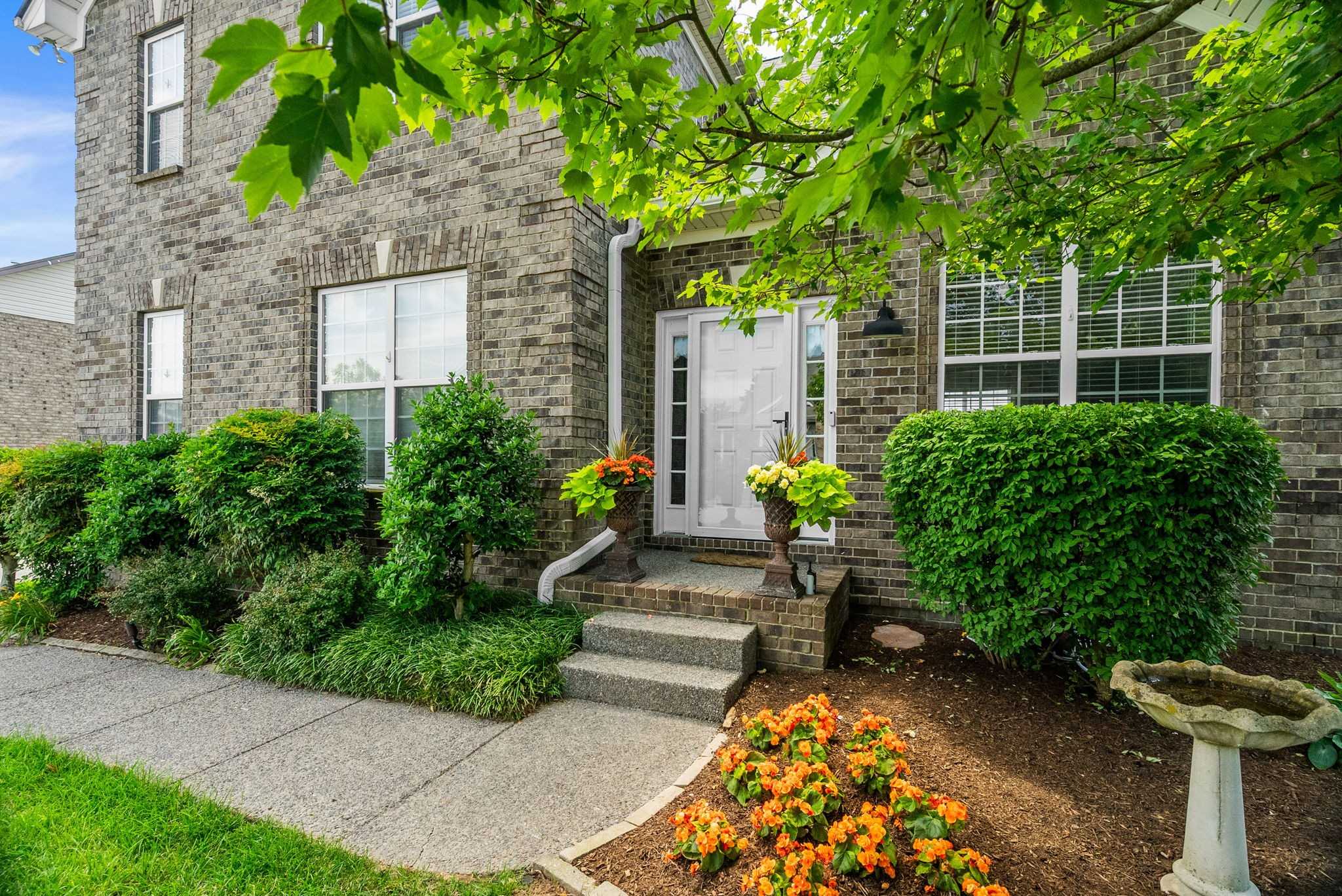 107 Brant Ln Hendersonville Tennessee United States, for Sale, residential, Adam  Hanes, LPT Realty