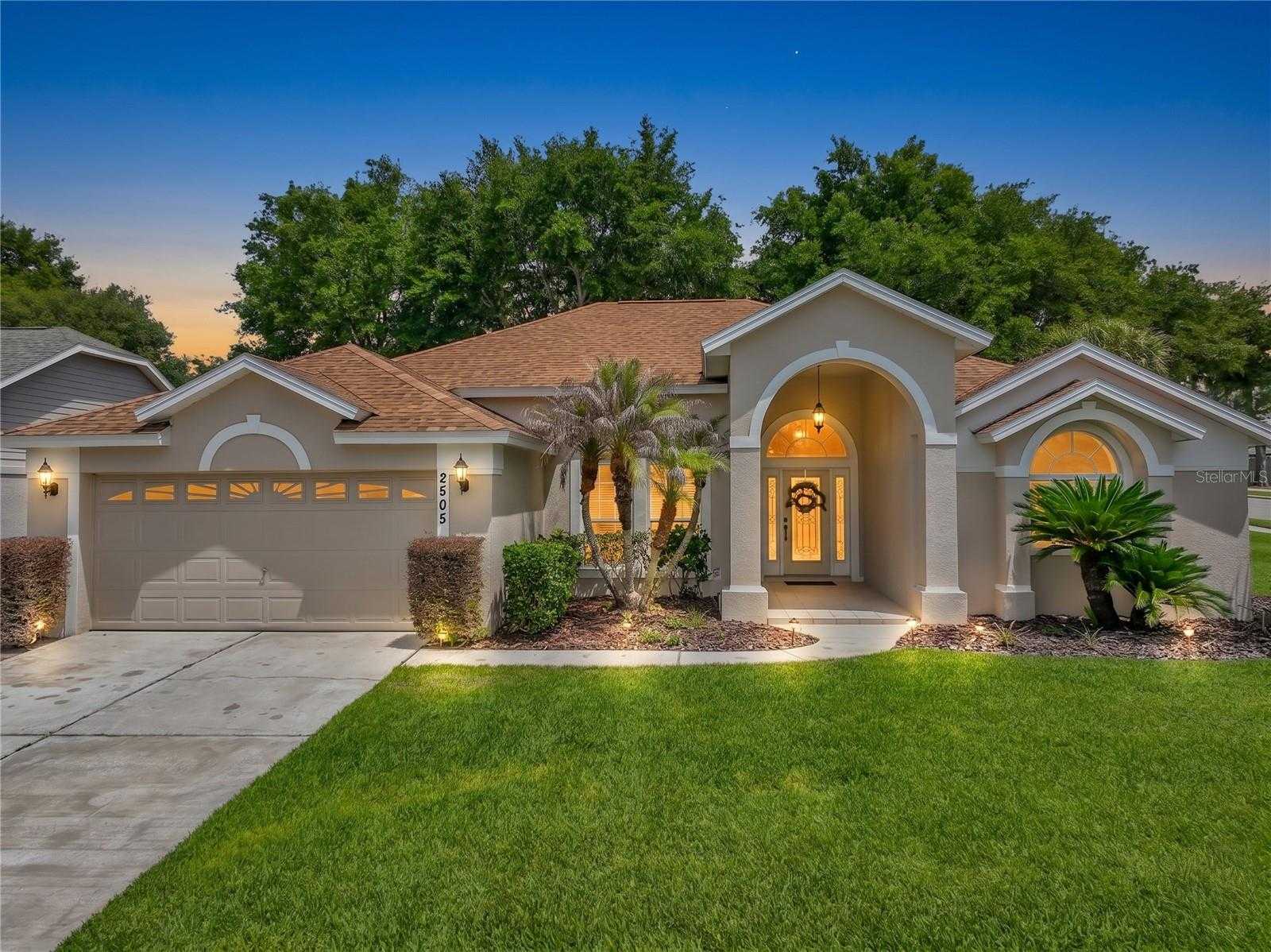 2505 HOLLY BERRY CIRCLE Clermont Florida United States, for Sale, residential, Zaira Mejia, Spaces & Styles Group