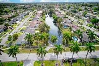 11500 NW 39th St Sunrise Florida United States, Sale Pending, residential,  , Phoenix Realtors LLC