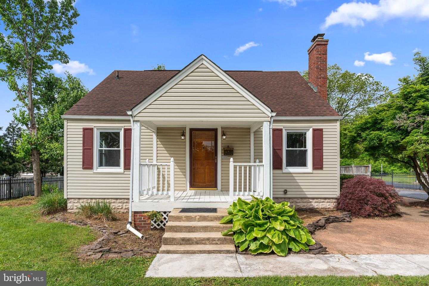 13406 WOODBRIDGE STREET Woodbridge Virginia United States, for Sale, residential, Camille Payne, Samson Properties