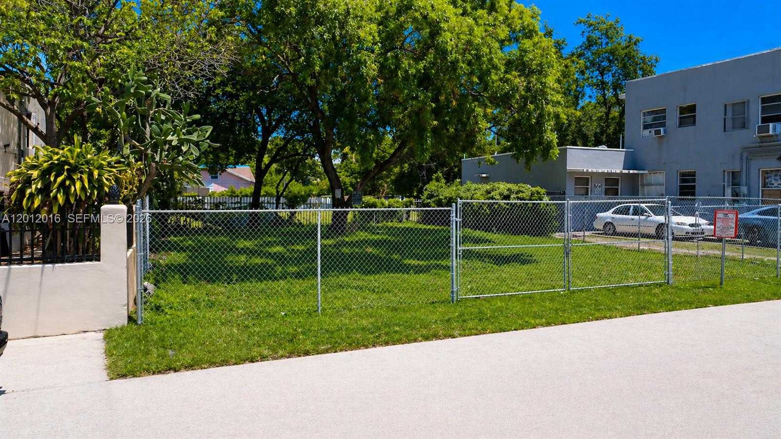 285 NE 55th St Miami Florida United States, for Sale, commercial, Nicholas Clark, Incom New Example Office