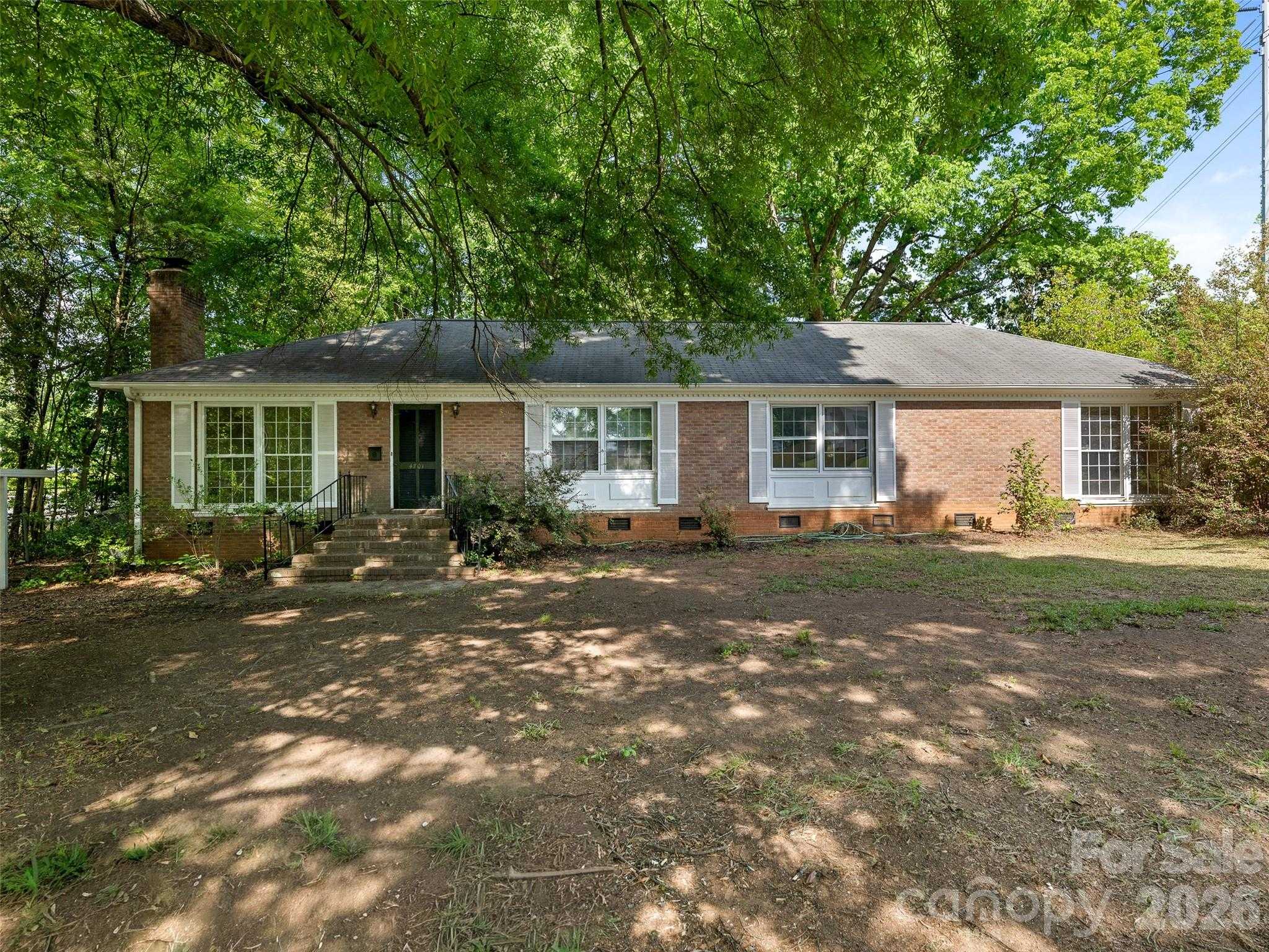 4701 Aspen Court Charlotte North Carolina United States, for Sale, commercial, Kristen Haynes, New Home Buyers Brokers / Realty Pros