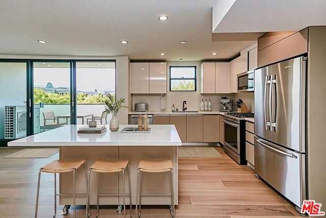 328 N Maple Drive APT 303 Beverly Hills California United States, for Rent, residential, LAURENT   BERTET, Bertet Investment Group LLC