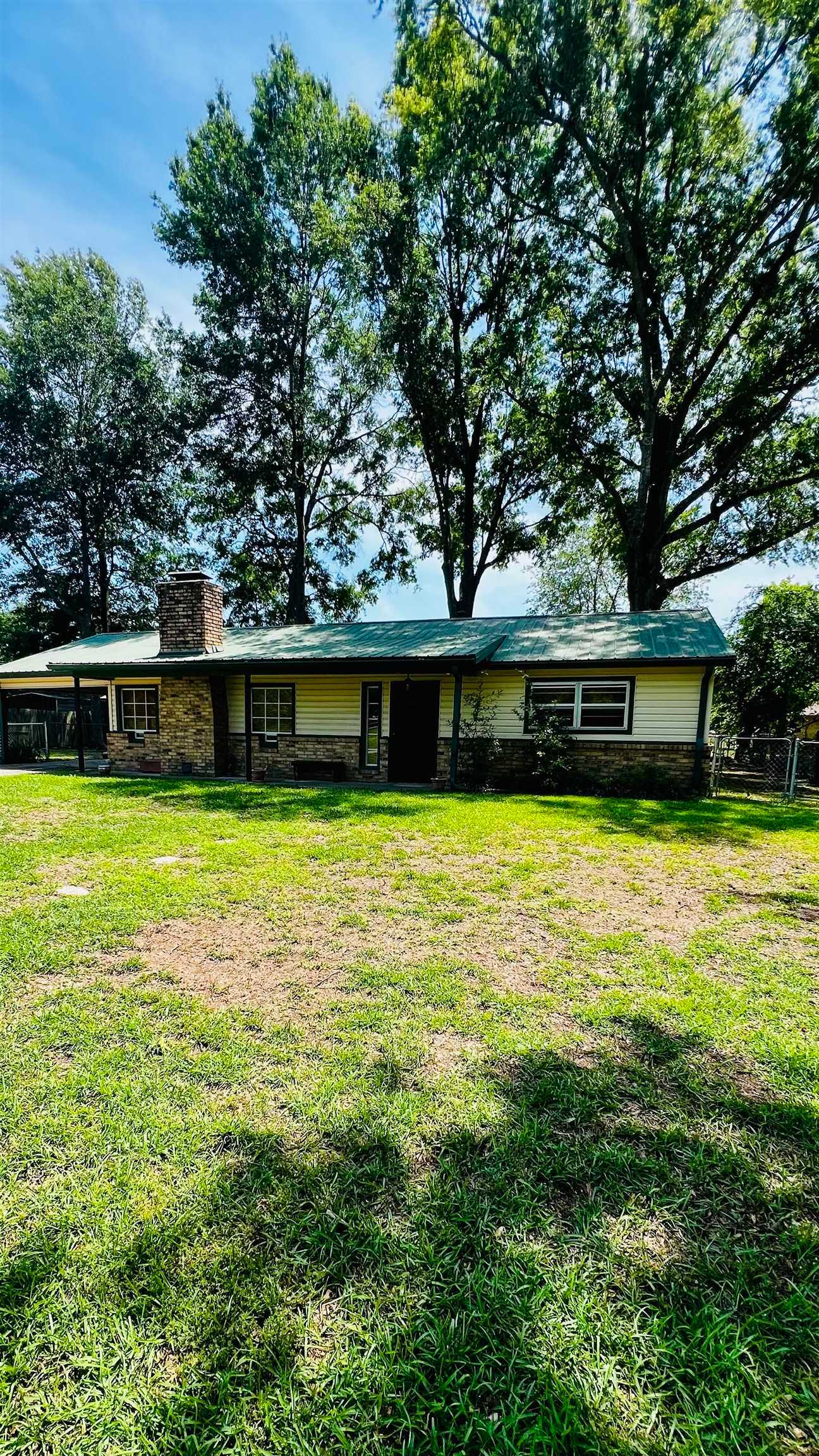 514 Woodland Dr Jefferson Texas United States, for Sale, residential,  , Drake Chapman Real Estate, Brokerage