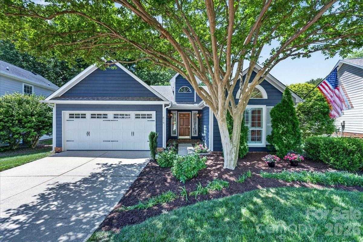 819 Mill Run Drive Charlotte North Carolina United States, for Sale, residential, Kristen Haynes, New Home Buyers Brokers / Realty Pros