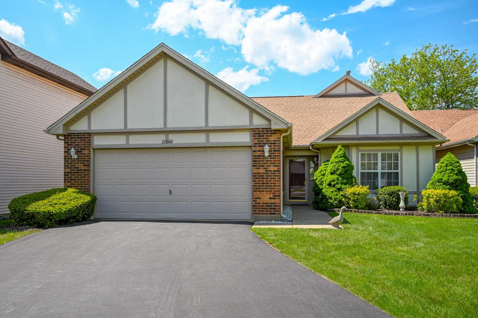 21068 W Hazelnut Lane Plainfield Illinois United States, for Sale, residential,  , Alpha 7 Realty
