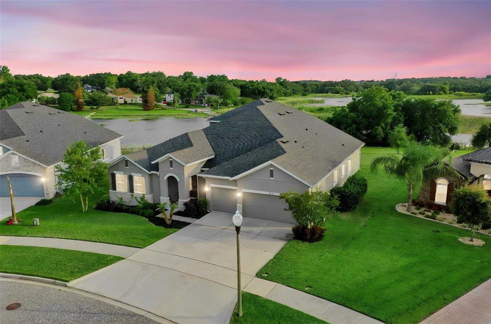 17060 SECRET HOLLOW LOOP Clermont Florida United States, for Sale, residential, Zaira Mejia, Spaces & Styles Group