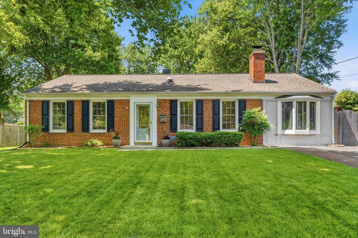3609 EMBASSY LANE Fairfax Virginia United States, for Sale, residential, Kamalia  Emerson, Samson Properties