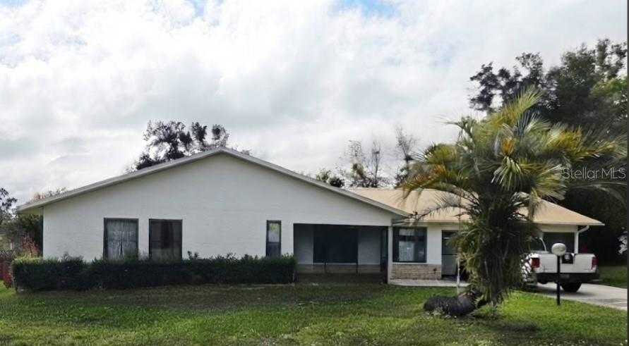555 SILVER COURSE CIRCLE Ocala Florida United States, for Sale, residential, Stacey  Taylor, 5 Star Real Estate Services