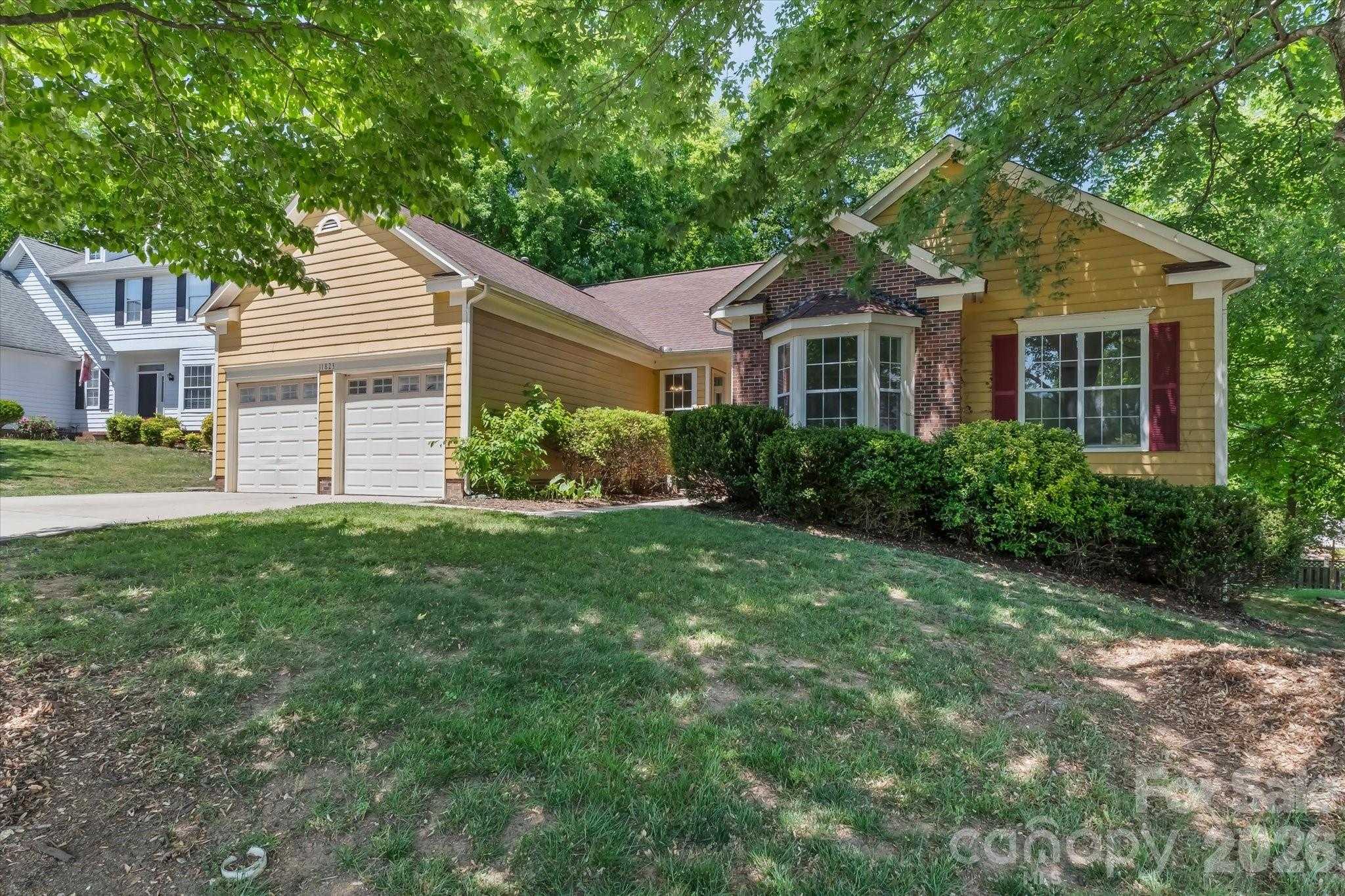 11823 Harris Ridge Drive Charlotte North Carolina United States, for Sale, residential, Kristen Haynes, New Home Buyers Brokers / Realty Pros
