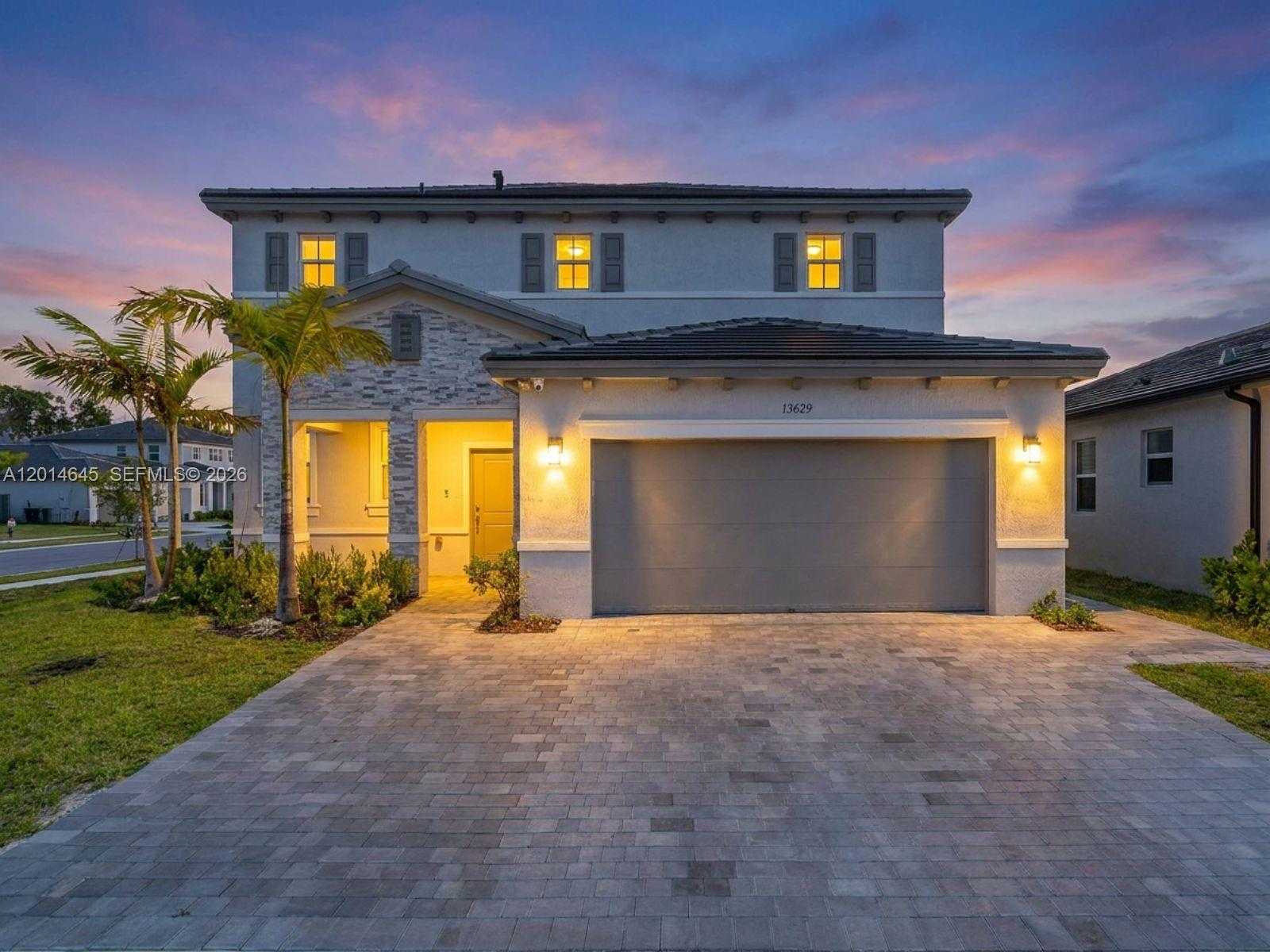 13629 SW 186th Ln Miami Florida United States, for Sale, residential, Kathy Jones, Incom Demo Demo Office