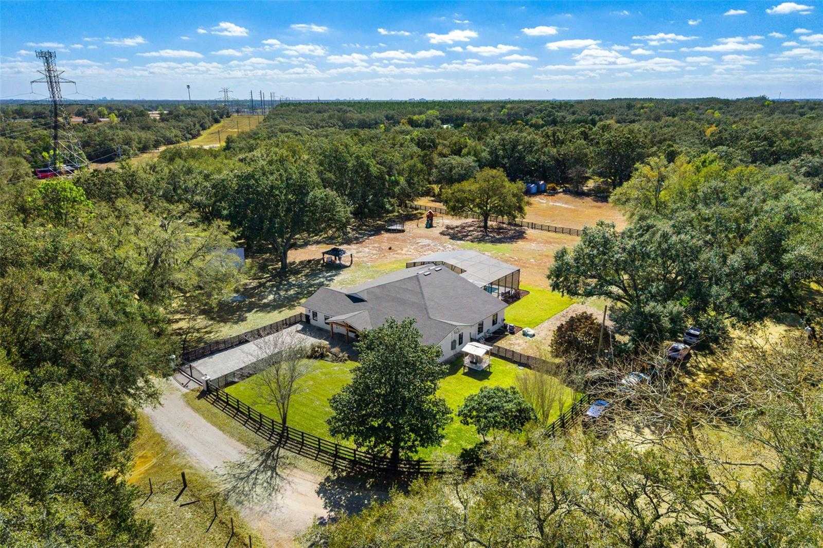 17224 OLD COUNTRY LANE Winter Garden Florida United States, for Sale, residential, Zaira Mejia, Spaces & Styles Group