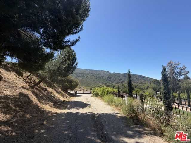 2116 Stunt Road Calabasas California United States, for Sale, commercial, Scott & Sherry Walter, Beverly & Co.
