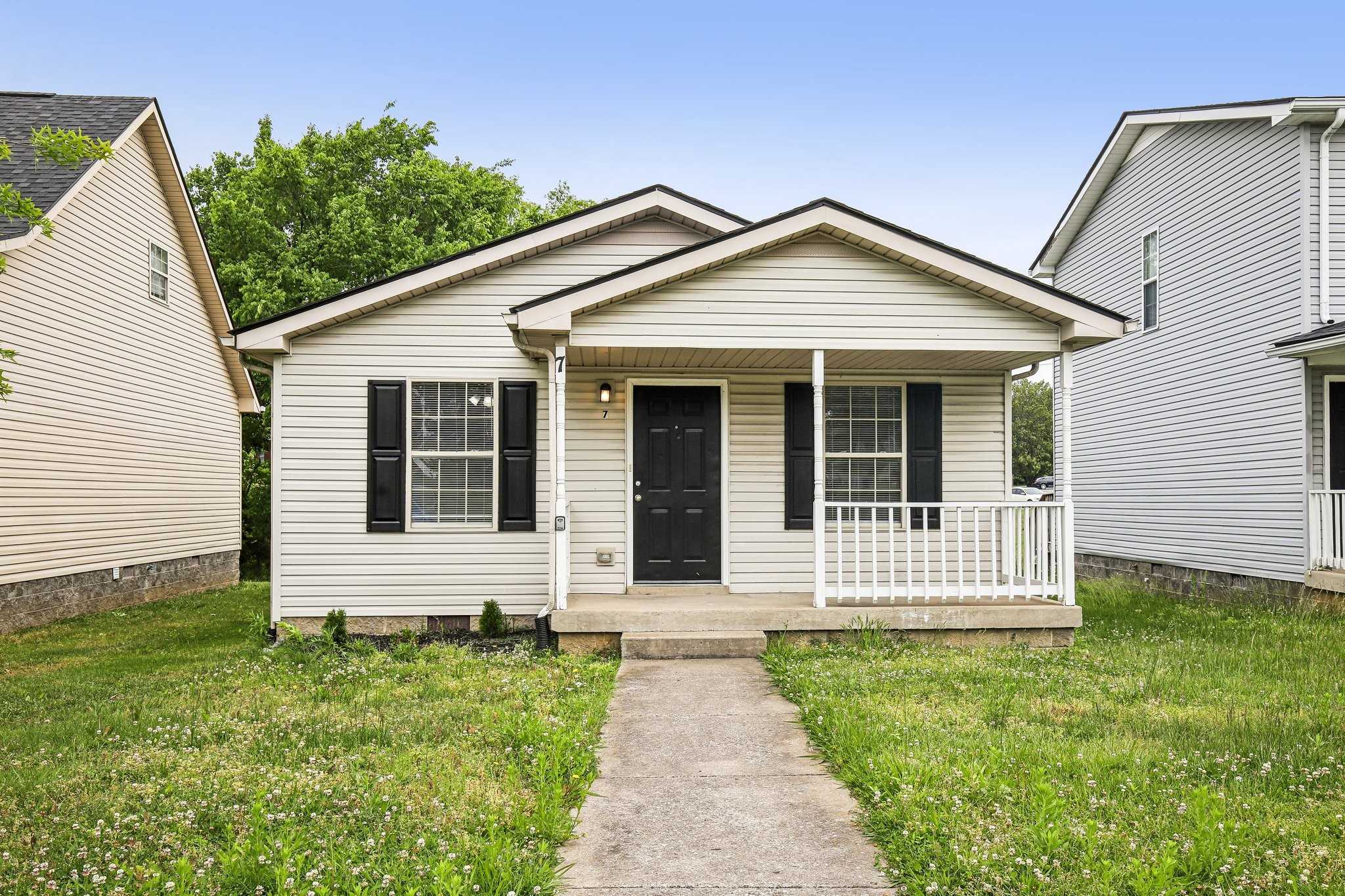 2607 Landrum Ct Springfield Tennessee United States, for Sale, residential, Adam Hanes, LPT Realty