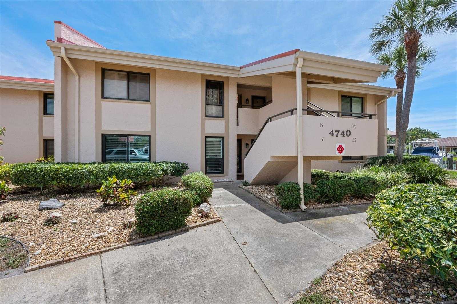 4740 BRITTANY DRIVE APT 31 St Petersburg Florida United States, for Sale, residential, Sylvia  Lusink, Re/Max Preferred