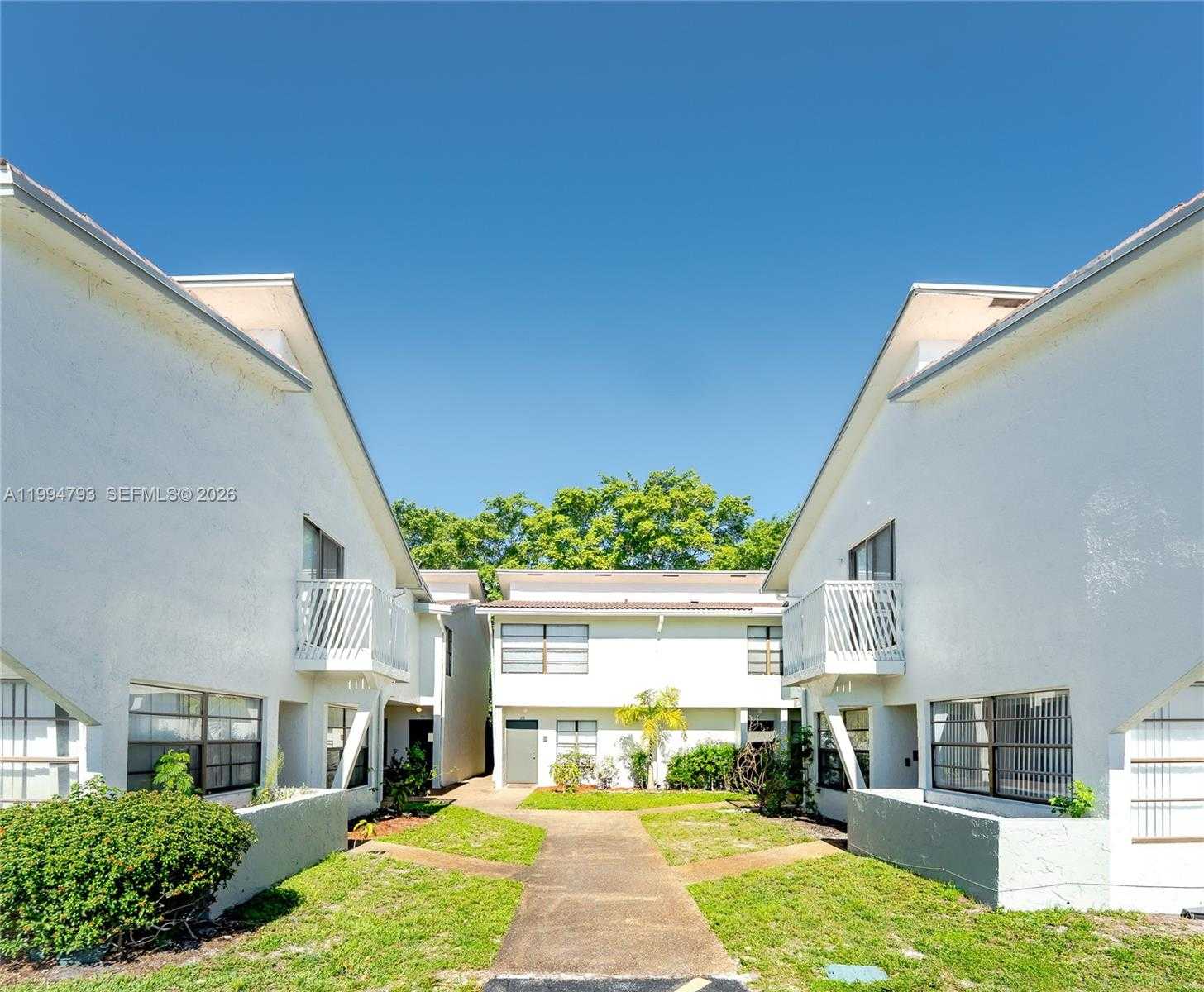 2570 Coral Springs Dr APT 2570 Coral Springs Florida United States, for Sale, residential, Pierre J Denis, Realty 100