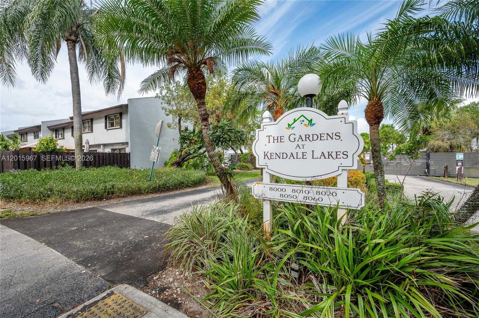 8010 SW 152nd Ave  APT 211 Miami Florida United States, for Sale, residential,  , Incom Office Demo