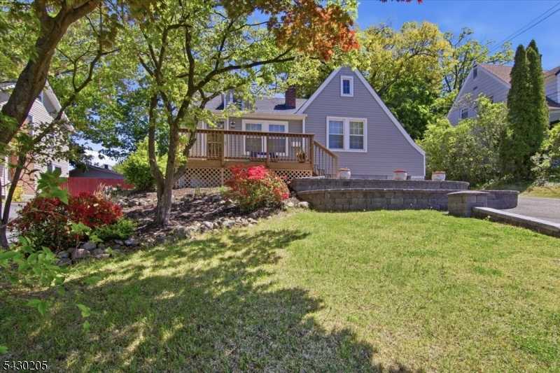 14 Espy Rd Caldwell Boro Twp. New Jersey United States, Sale Pending, residential, Jill Savva, Century 21 Cedarcrest Realty