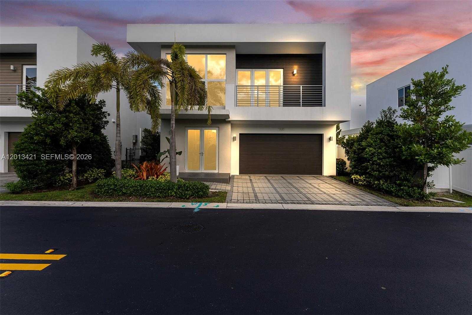 7535 NW 98th Ave  APT 7535 Doral Florida United States, for Rent, residential, Roberto Villasmil, Interinvestments Realty, Inc.