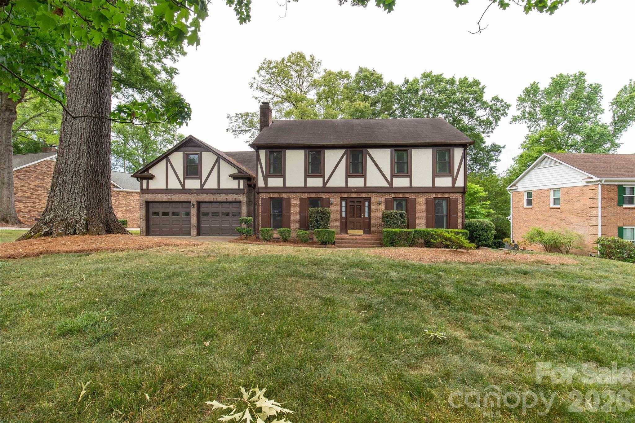 7201 Hopeton Road Charlotte North Carolina United States, for Sale, residential, Kristen Haynes, New Home Buyers Brokers / Realty Pros