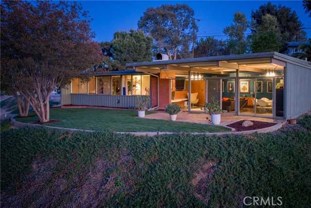 11407 Eton Riverside California United States, for Sale, residential, Jennifer Singh, InCom Brokerage Example