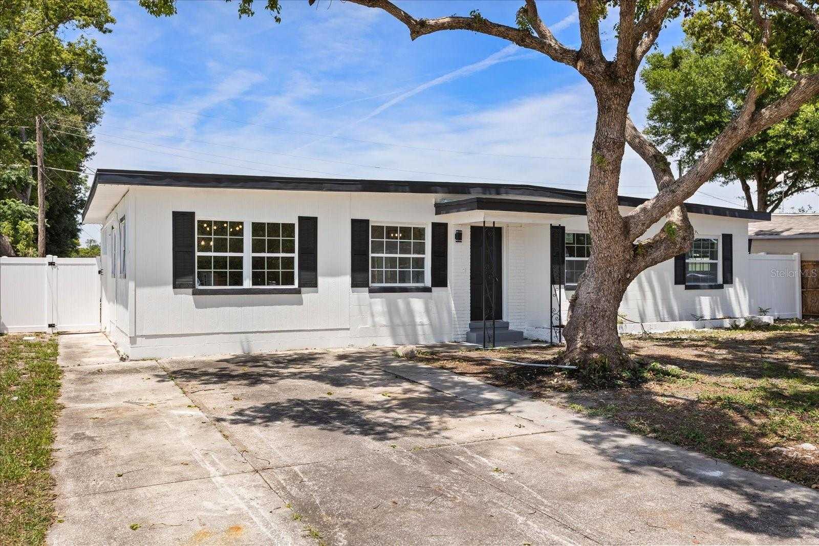 388 CLEMSON DRIVE Altamonte Springs Florida United States, for Sale, residential, Zaira Mejia, Spaces & Styles Group