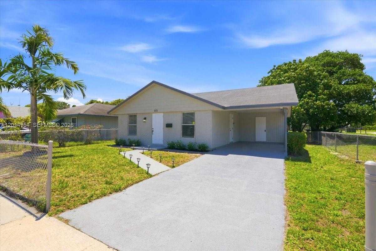 921 NW 5th Ave Pompano Beach Florida United States, for Sale, residential, Gloria Reynolds, Incom Example Demo Office