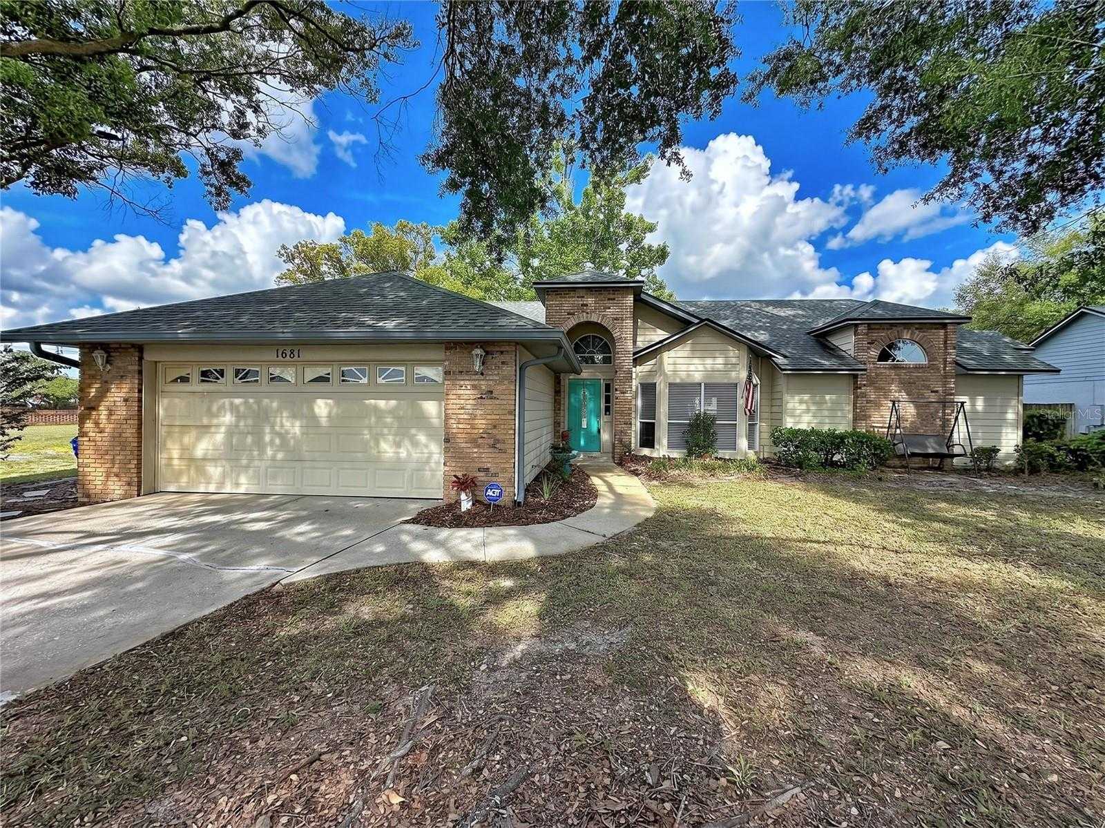 1681 E SPRING RIDGE CIRCLE Winter Garden Florida United States, for Sale, residential, Zaira Mejia, Spaces & Styles Group