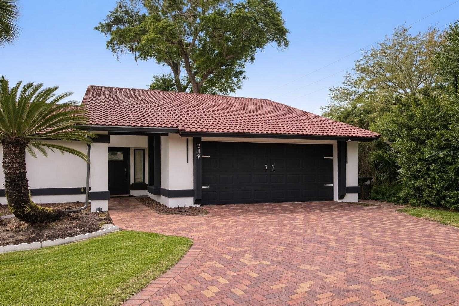 249 WATERFORD COURT Altamonte Springs Florida United States, for Sale, residential, Zaira Mejia, Spaces & Styles Group