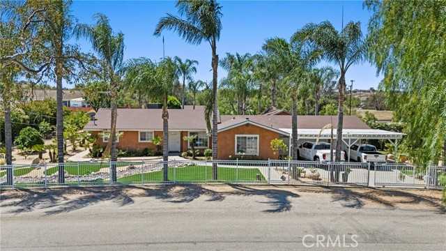 19345 Warren Riverside California United States, for Sale, residential, Jennifer Singh, InCom Brokerage Example