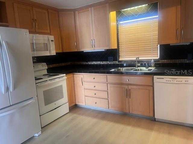 3717 46TH AVENUE APT 11 St Petersburg Florida United States, for Rent, residential, Sylvia  Lusink, Re/Max Preferred
