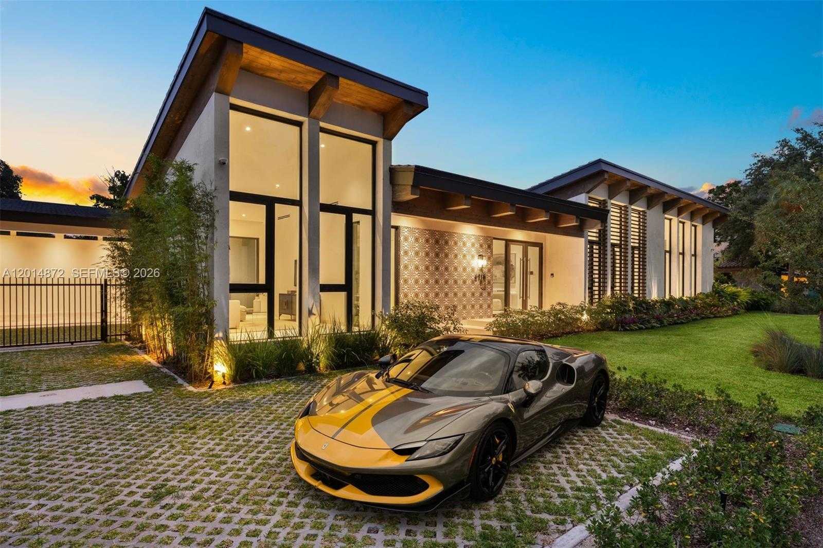 6716 San Vicente St Coral Gables Florida United States, for Sale, residential,  , Tejeda Real Estate Inc. 