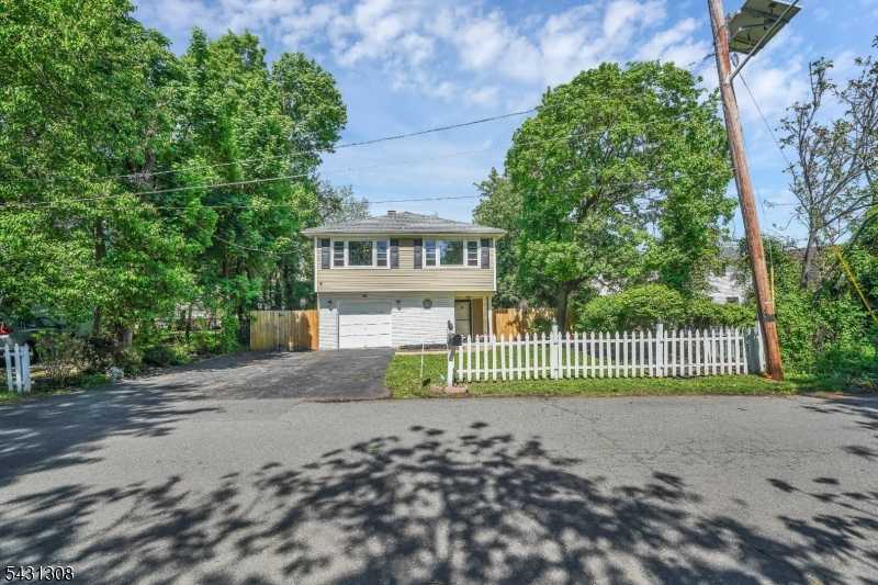 5 Davis Ave Franklin Twp. New Jersey United States, for Sale, residential,  , NJ Homes For Sale