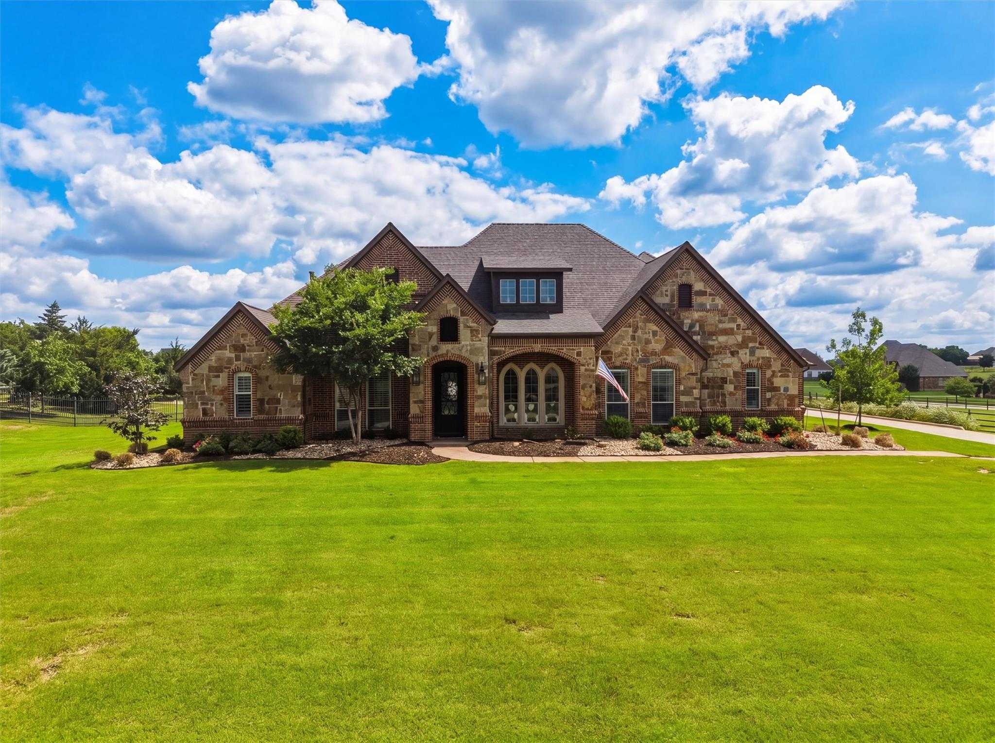 1232 Meredith Creek Lane Fort Worth Texas United States, for Sale, residential, Stacy Fritchen, Berkshire Hathaway HomeServices PenFed Realty