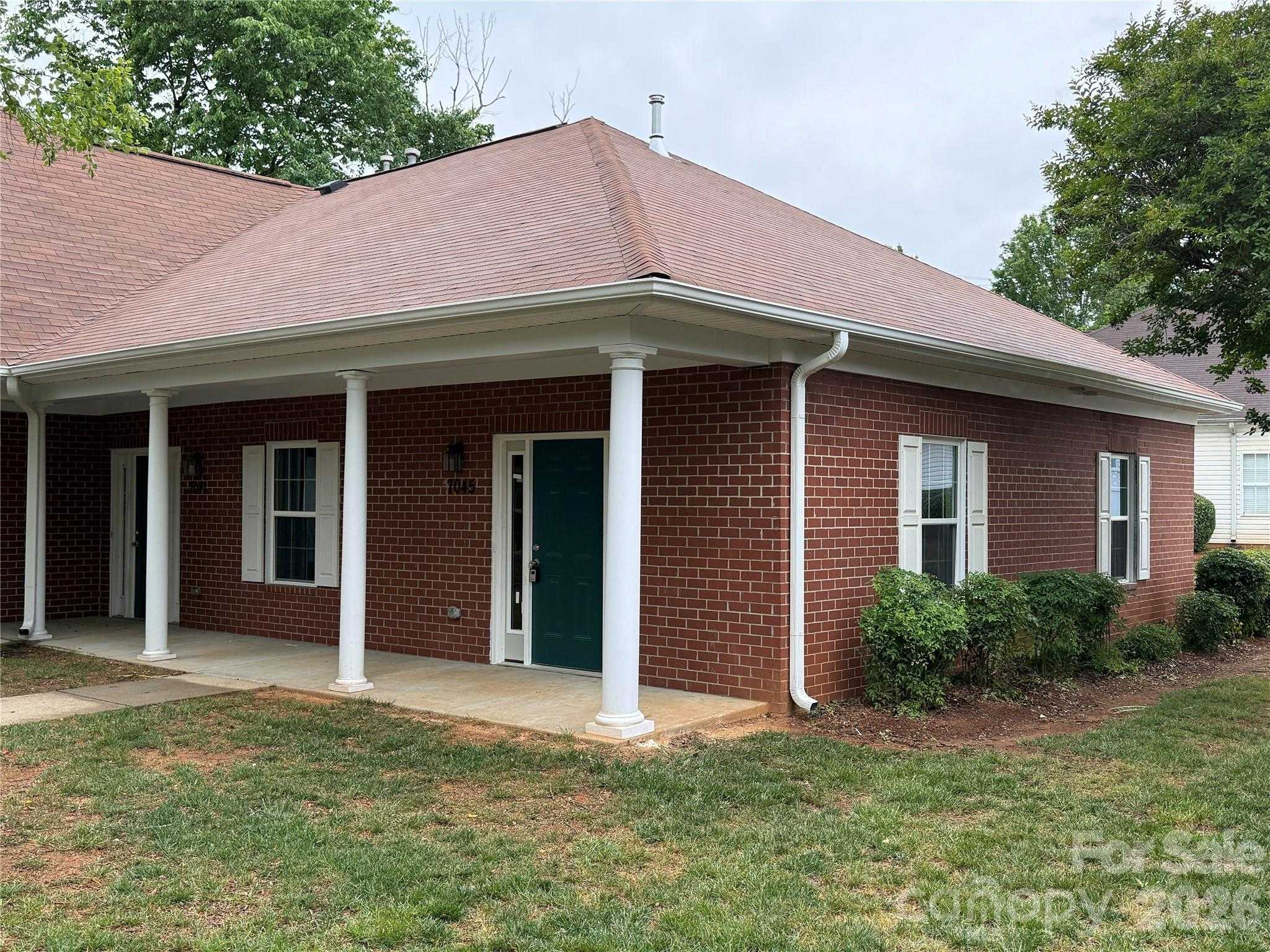 7045 Somerset Springs Drive Charlotte North Carolina United States, for Sale, residential, Kristen Haynes, New Home Buyers Brokers / Realty Pros