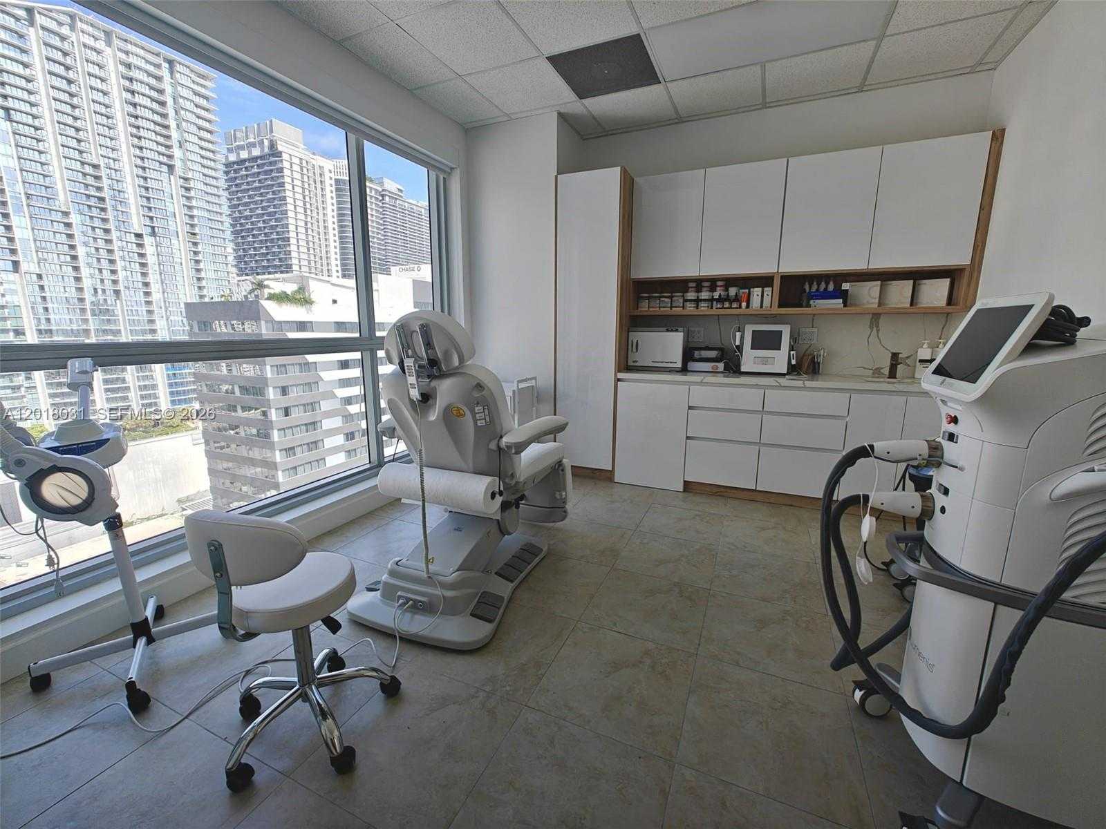 175 SW 7th St  APT 2006 Miami Florida United States, for Lease, commercial, Sandra Benkahla, The 305 Agency