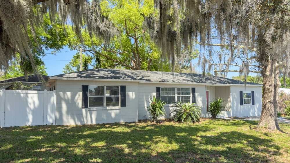 1047 Clay Blvd Eustis FL United States, for Sale, residential, , The Mount Dora Group
