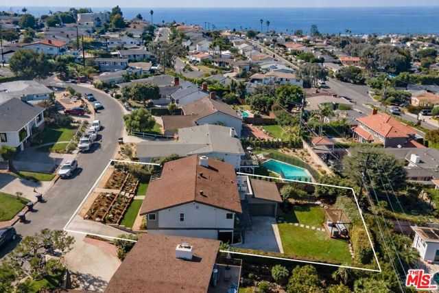 221 Via Los Miradores Redondo Beach California United States, for Sale, residential, Nelson Vianna, LA Execs Group