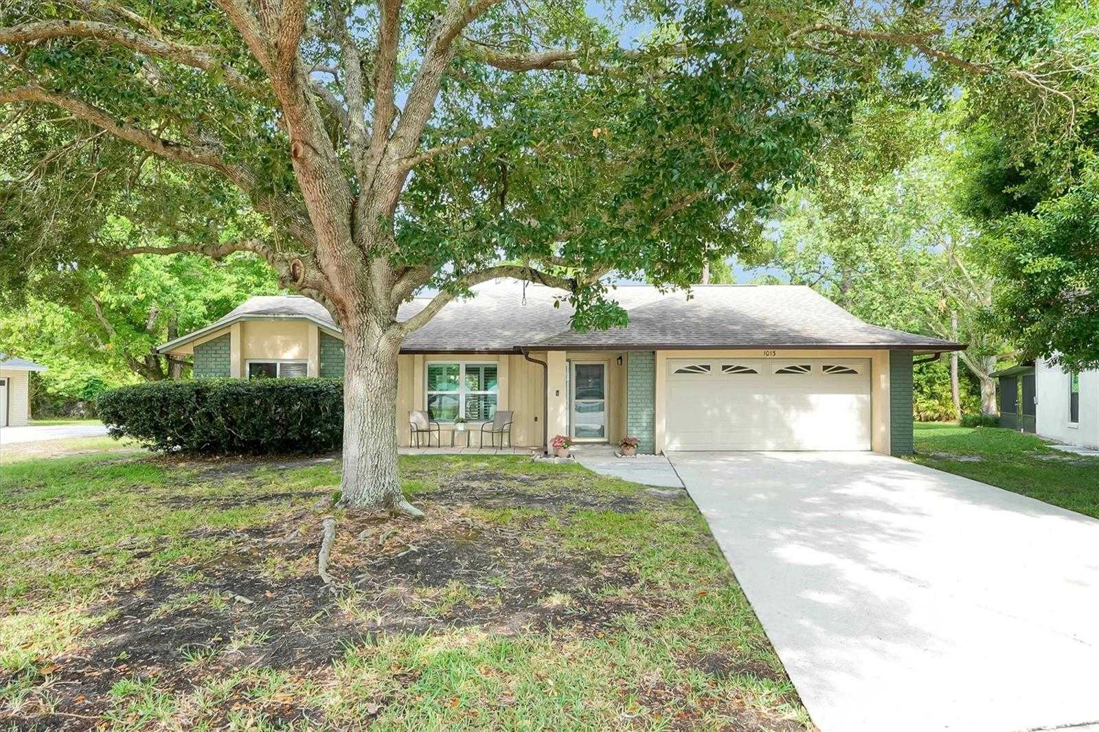 1013 GAMMAGE POINT Oviedo Florida United States, for Sale, residential, Fritz Wardlow, HomeSmart