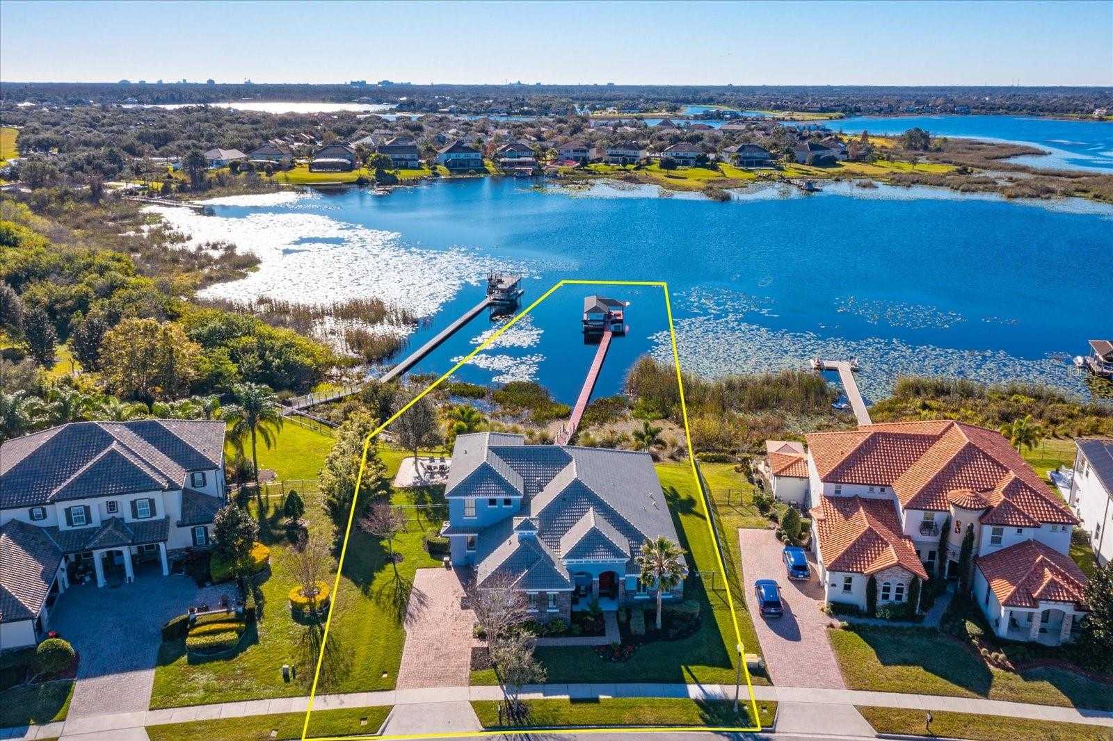 15532 AVENUE OF THE ARBORS Winter Garden Florida United States, for Sale, residential, Zaira Mejia, Spaces & Styles Group
