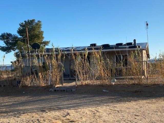 61919 Saturn Drive Landers California United States, Sold, residential, Miguel Briones, HomeSmart