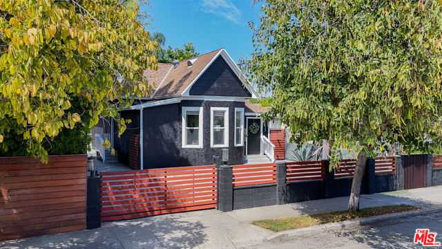 5623 Homeside Avenue Los Angeles California United States, for Sale, residential, Joana Laundern, InCom Brokerage Sample