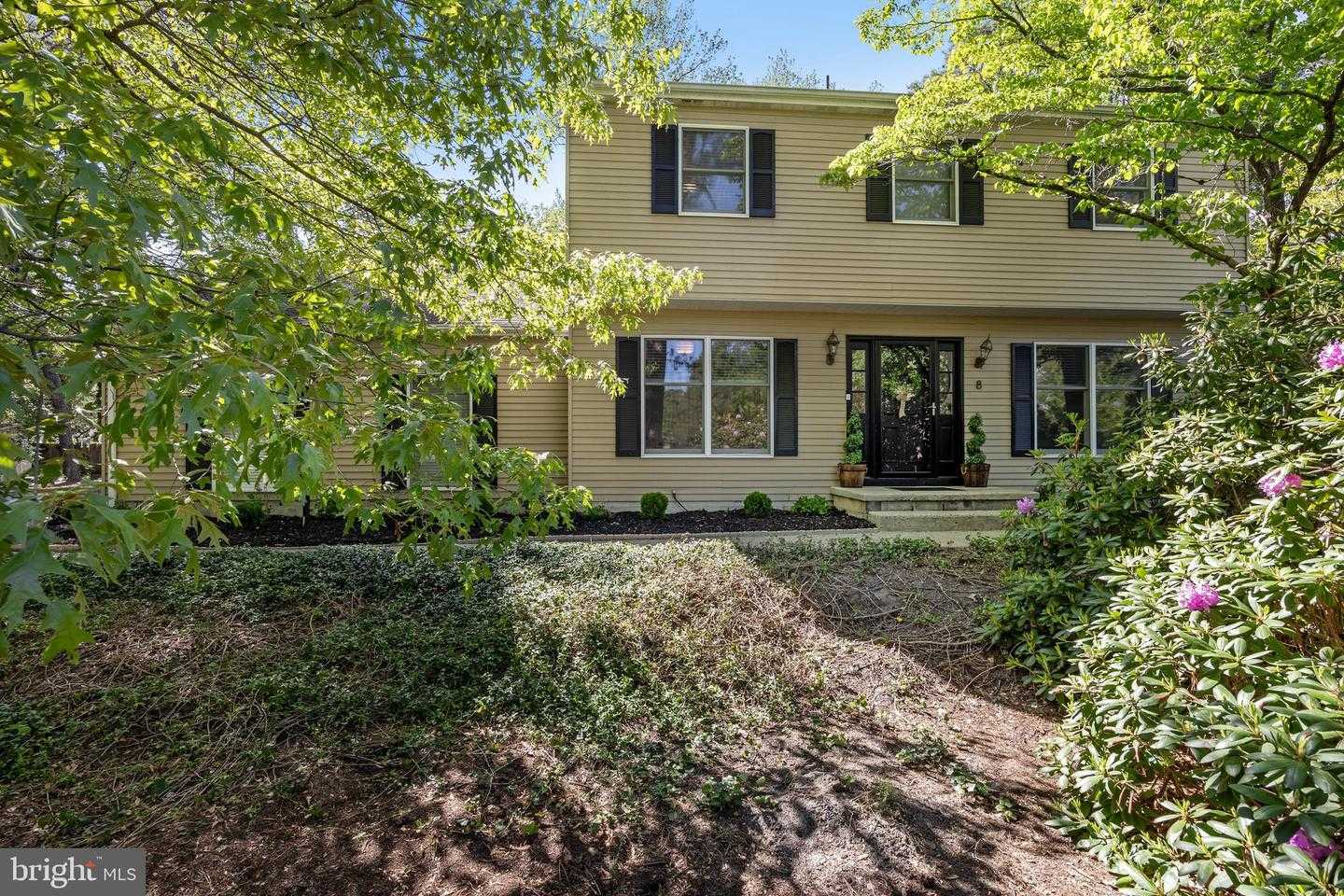 8 YORKSHIRE DRIVE Medford New Jersey United States, for Sale, residential, Bruno Tarquinii, Fairfax Realty Premier