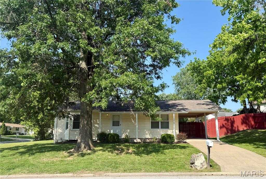 1415 Cinnamon Hills Drive St Peters Missouri United States, for Sale, residential,  , Trademark Real Estate