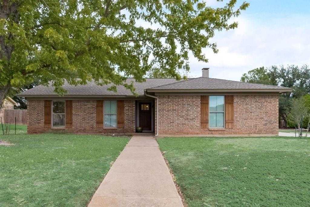 1225 Augusta Road Benbrook Texas United States, for Sale, residential,  , DFW Fine Properties