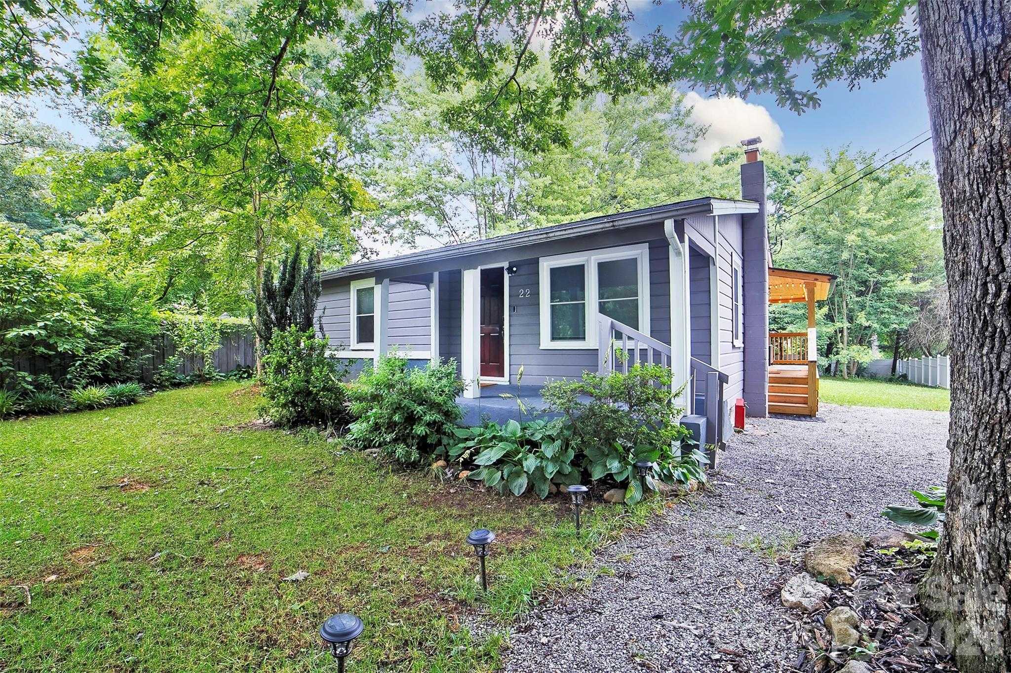 22 Glenview Place Arden North Carolina United States, for Sale, residential, Toby Davis, RE/MAX RESULTS REALTY
