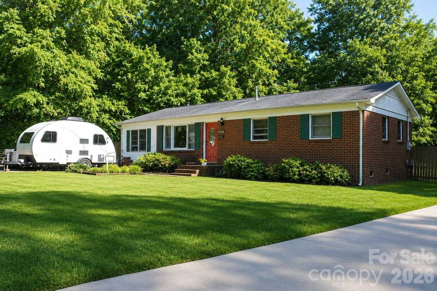 1122 Zion Court Charlotte North Carolina United States, for Sale, commercial, Kristen Haynes, New Home Buyers Brokers / Realty Pros