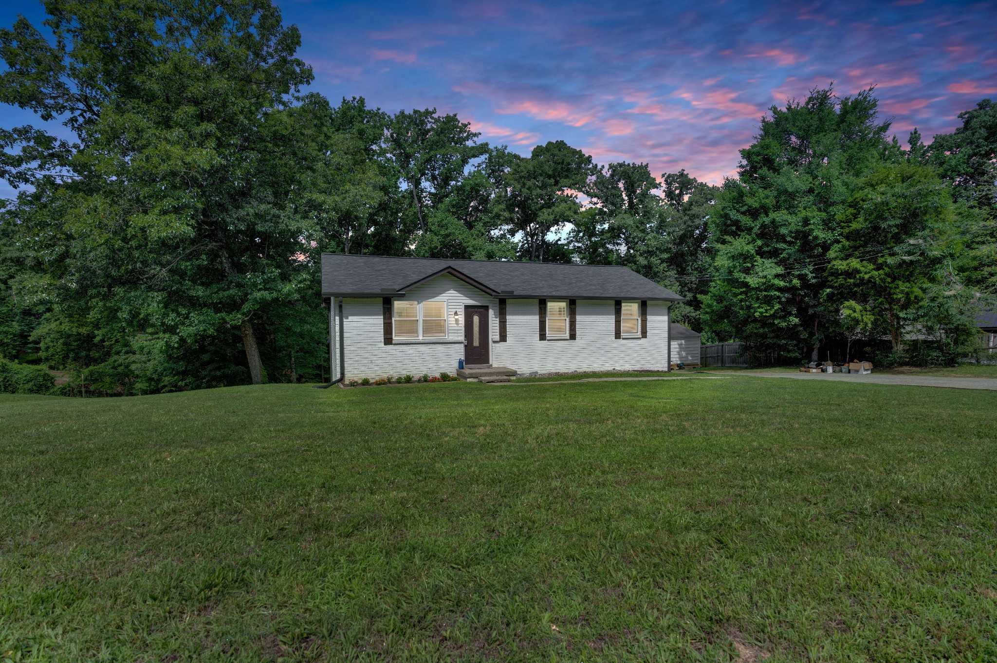 412 Hilltop Dr Clarksville Tennessee United States, for Sale, residential, Rebekah  Sprabary, Sweet Home Realty & Property Management