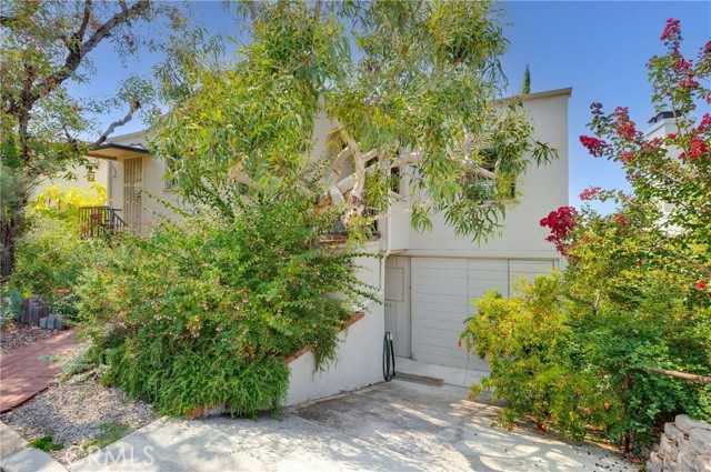 3919 Scandia Way Los Angeles California United States, for Sale, residential, Joana Laundern, InCom Brokerage Sample